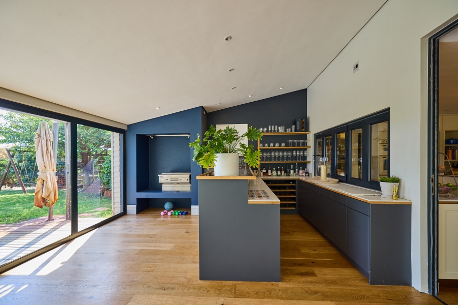 5 Bedroom Property for Sale in Lake Michelle Western Cape